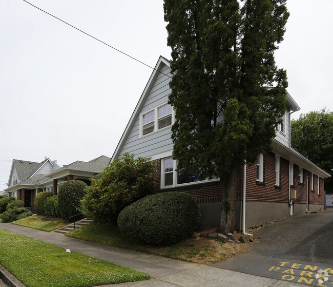 Building Photo - Burrell Court