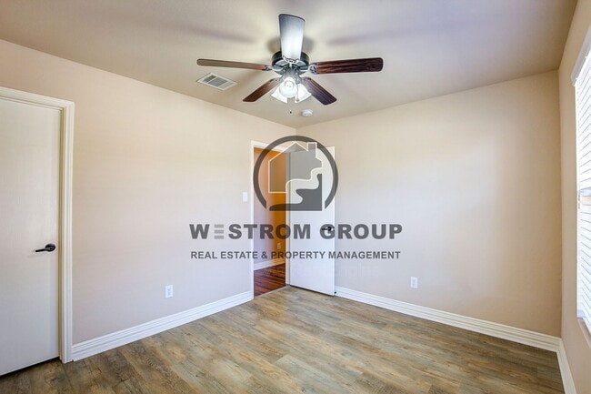 Building Photo - 10856 Devontree Dr