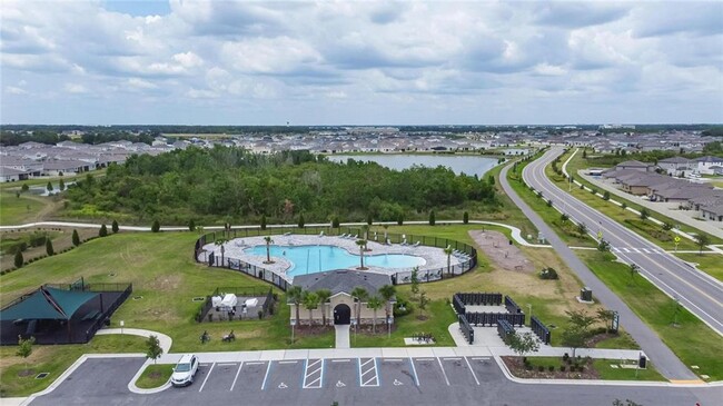 Building Photo - Newly built modern home in Lakeland!