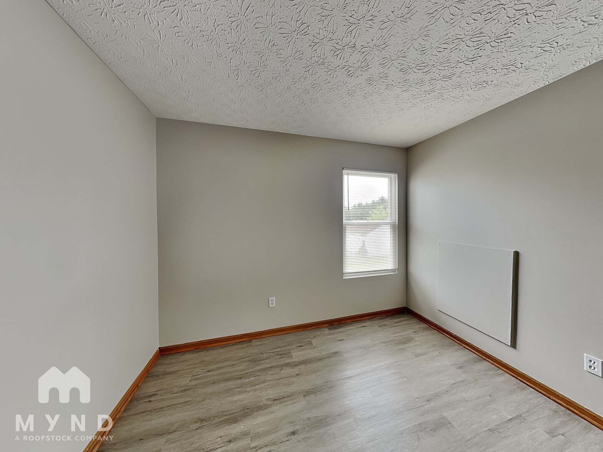 Building Photo - 362 Ashford Ave