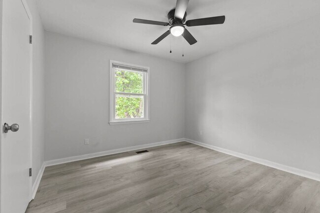 Building Photo - 4510 Ruby Rd