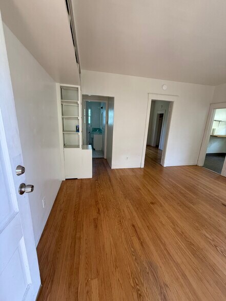 Living Room - 2801 Fulton St