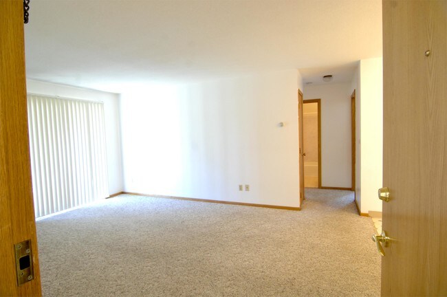 Building Photo - 1910 N Jefferson St