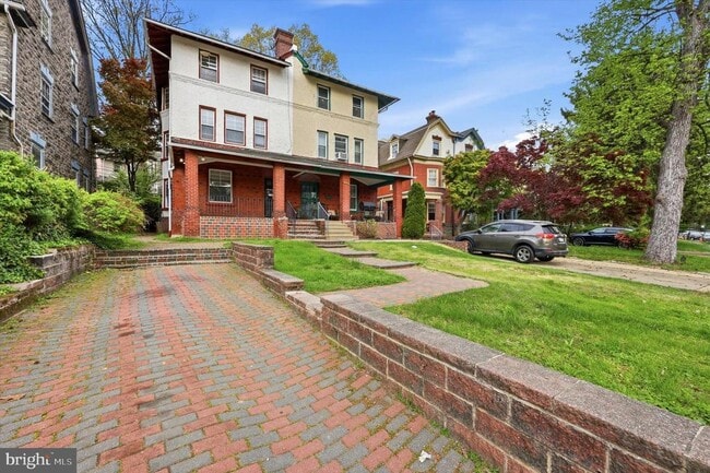 Building Photo - 2044 N 63rd St