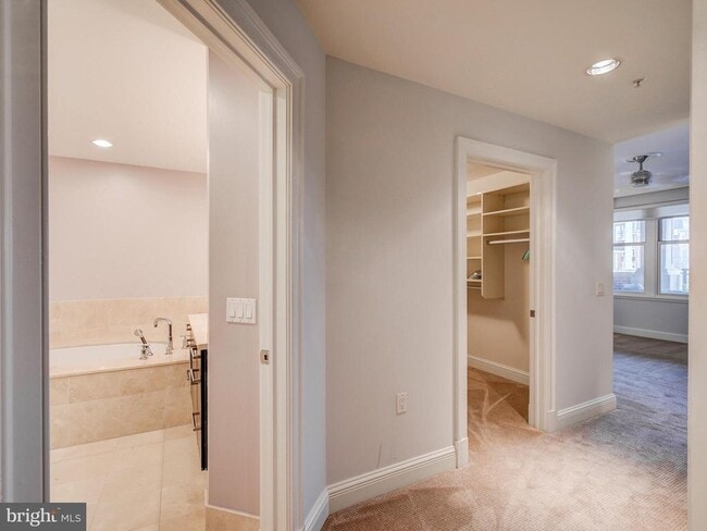 Building Photo - 801 Key Hwy