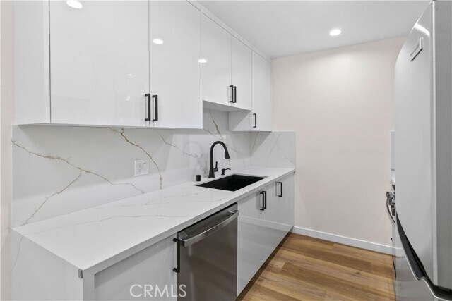 Building Photo - 409 Burchett St