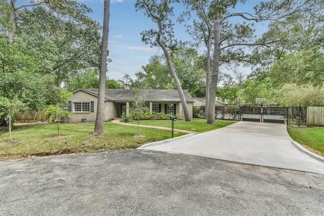 Building Photo - 12431 Broken Bough Dr