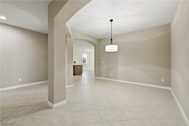 Building Photo - 14961 Reflection Key Cir