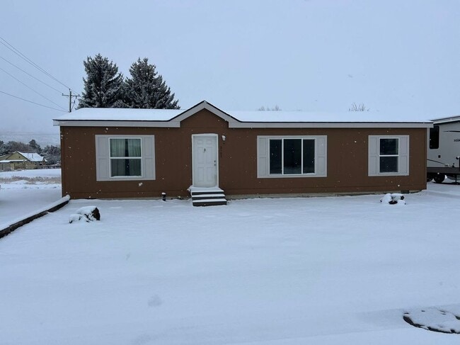 Building Photo - 2105 13th St