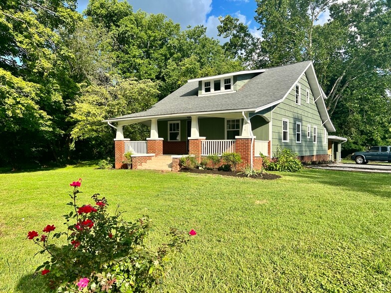 Building Photo - 318 McNabb Ave