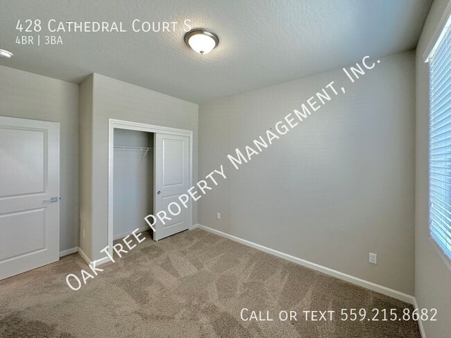 Building Photo - 428 Cathedral Ct