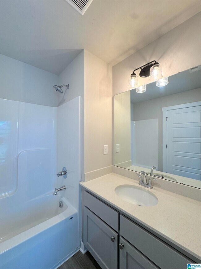 Building Photo - 219 Cotton Bayou Dr