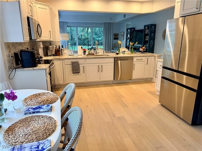 Building Photo - 10160 Bellavista Cir