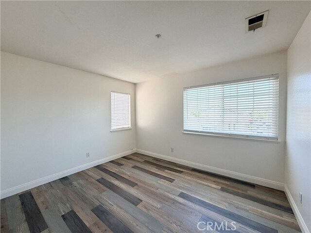 Building Photo - 15096 Fox Ridge Dr