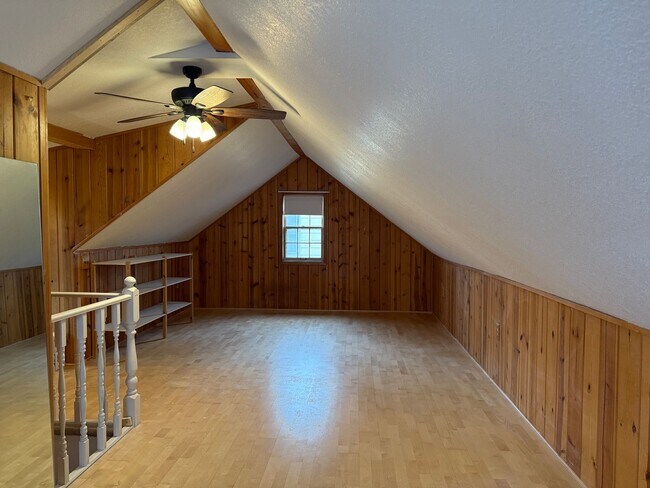 Building Photo - The Cutest 3-Bedroom Tudor - One Block From Como Golf Course