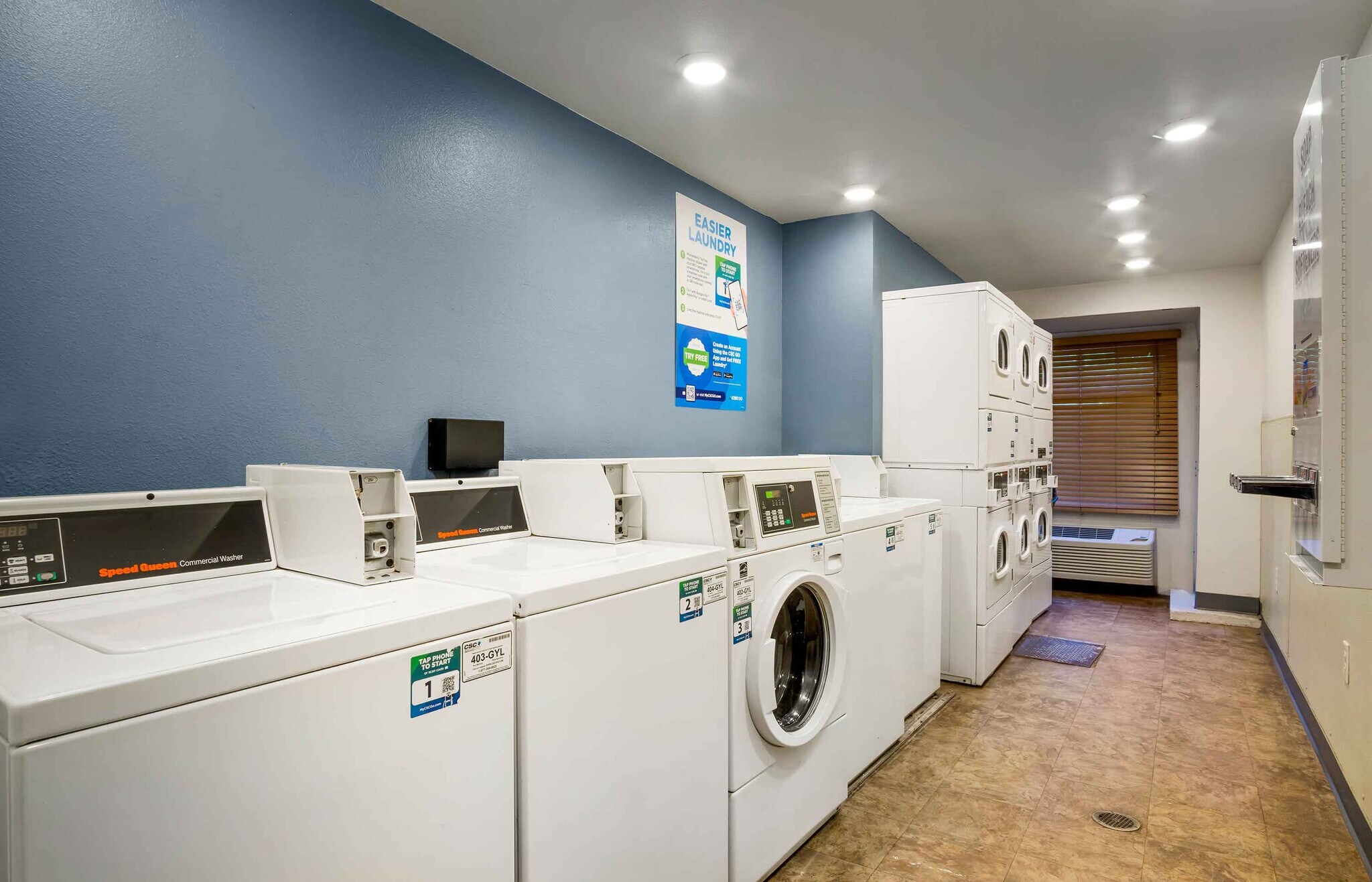 Building Photo - Furnished Studio-Charleston - Ashley Phosphate Rd.