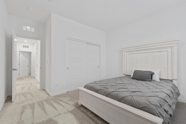 Building Photo - 3508 Liviana Gln Ave