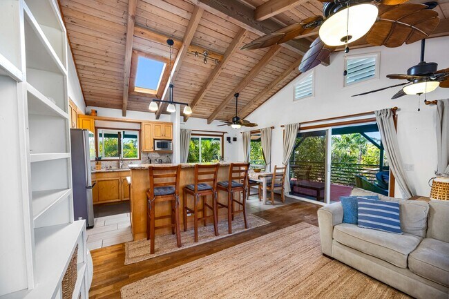 Building Photo - 59-018 Holawa St