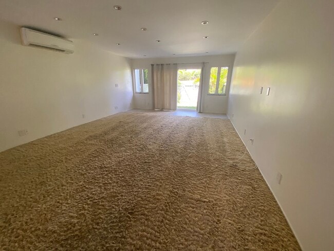 Building Photo - Hillside Terrace