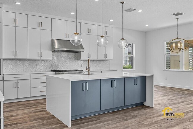 Building Photo - 9226 Santorini Dr