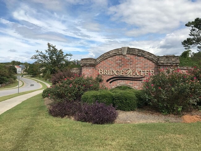 Building Photo - PRE-LEASING FOR AUGUST 2026! LIMITED TIME SPECIAL - 1/2 OFF DEPOSIT!