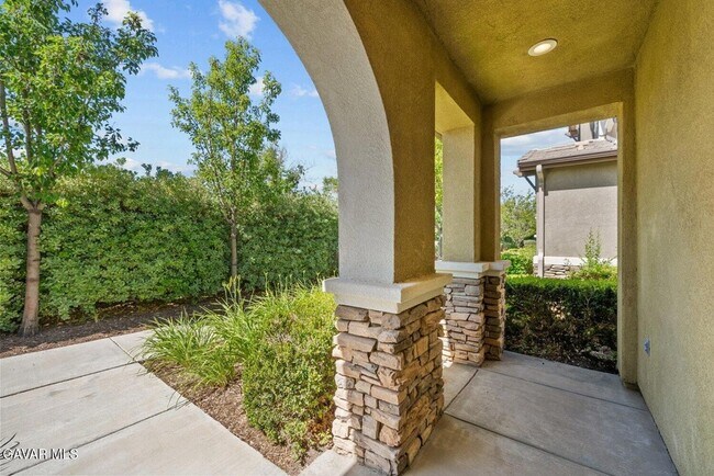 Building Photo - 2658 Greenwood Ct