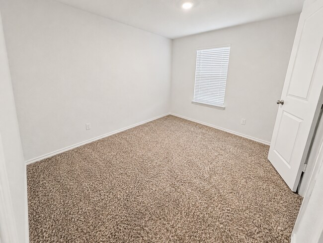 Building Photo - Practically New Home with Parks, Pools, Amazing Community!