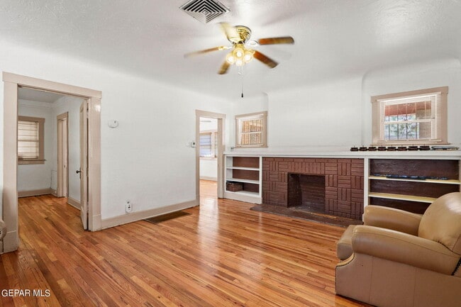 Building Photo - 2709 N Florence St