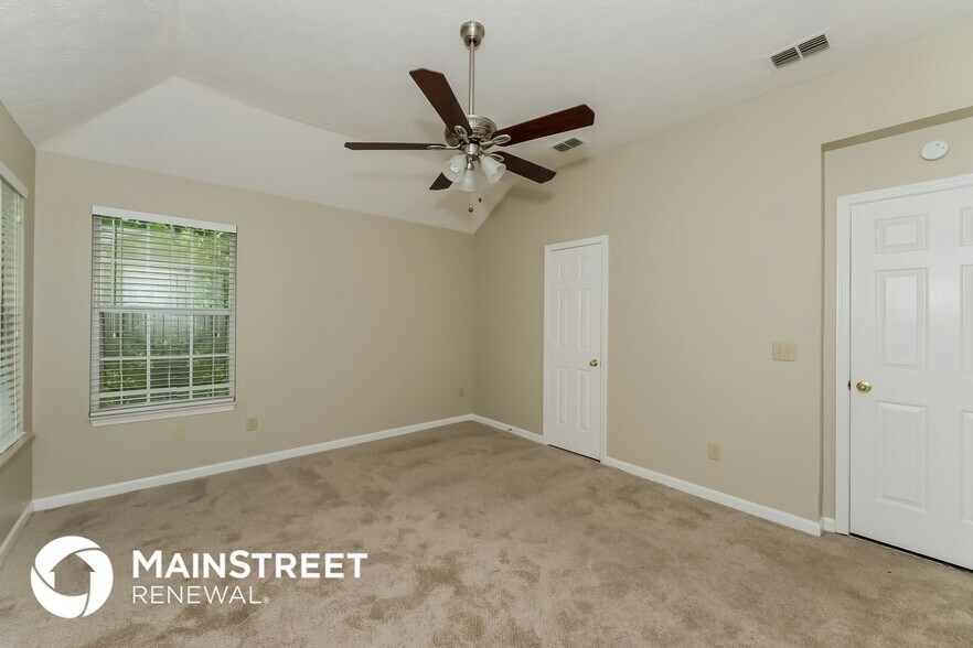 Building Photo - 1129 Mistletoe Cir