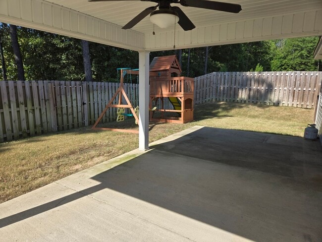 Building Photo - 725 Goodale Dr