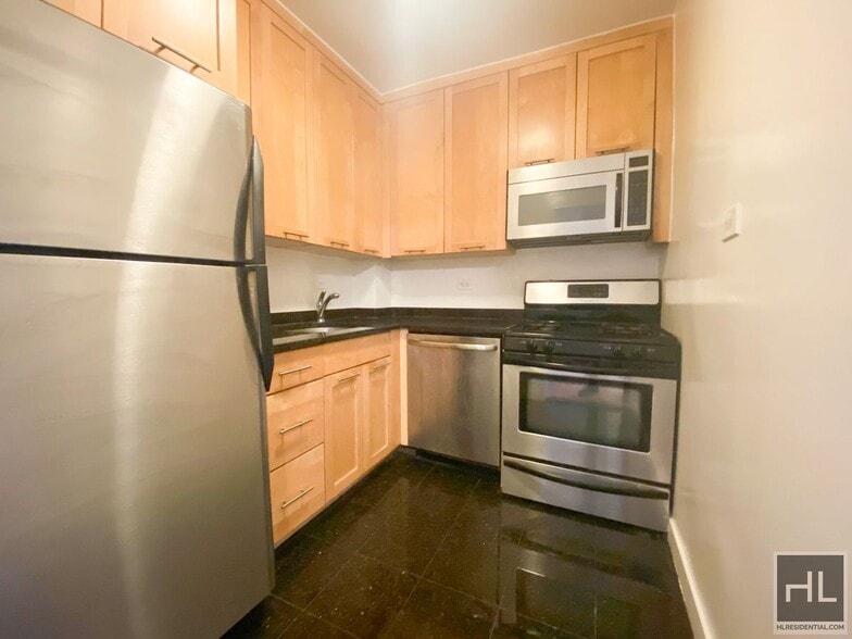 Building Photo - East 79th Street
