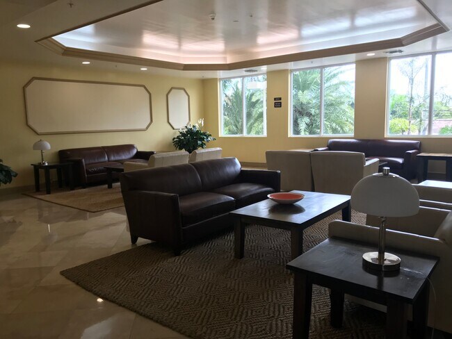 Building Photo - 3500 Coral Wy