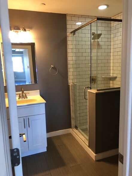 1st Floor Bathroom - 1806 Frankford Ave