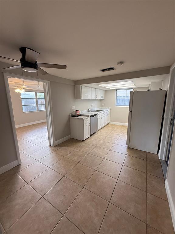 Building Photo - 4624 Durney St