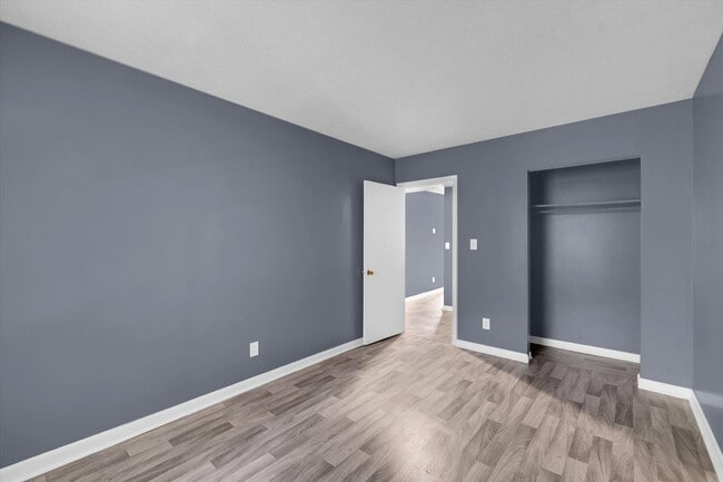 Building Photo - 421 Poplar Level Ct