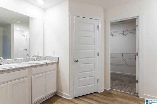 Building Photo - 5406 Cedar Creek Dr