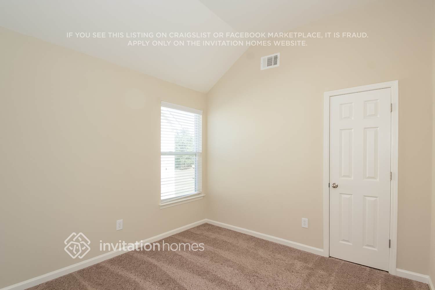Building Photo - 330 Fairpointe Pl