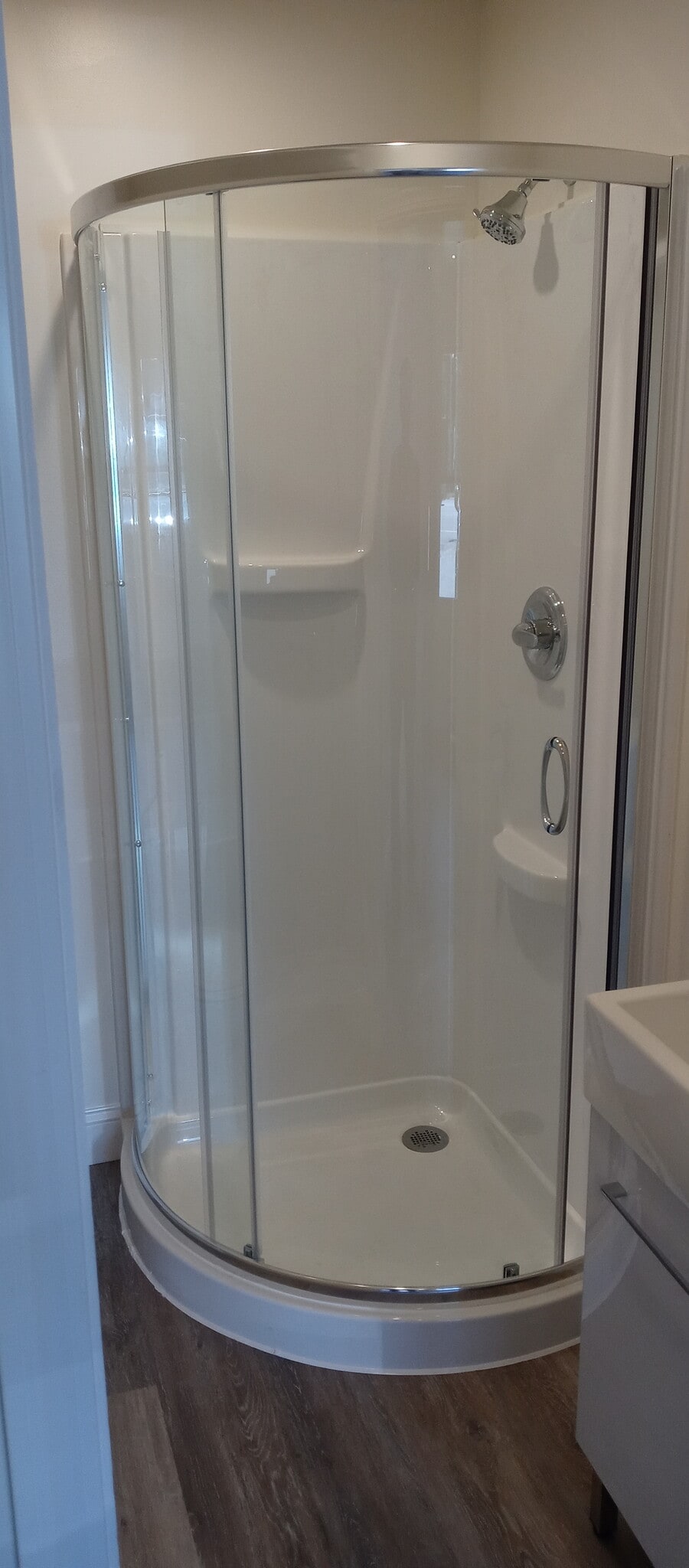 Shower - 56464 Ash Rd