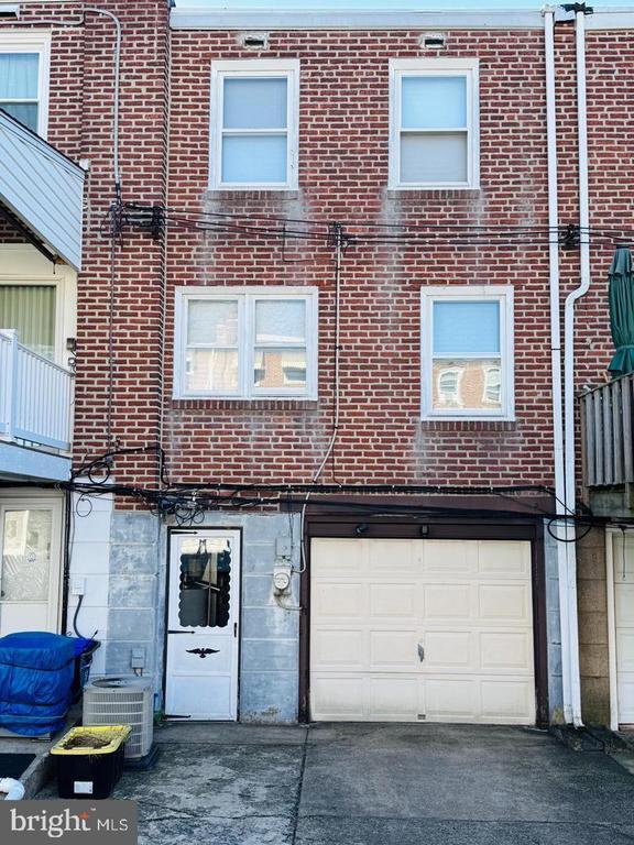 Building Photo - 5237 N Springfield Rd