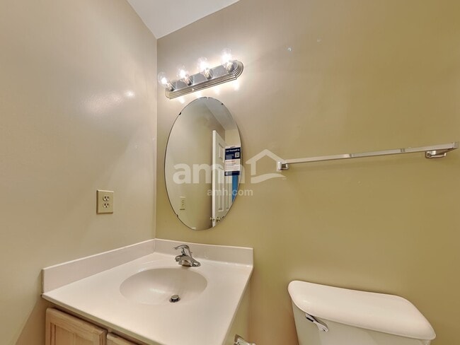 Building Photo - 8973 Julia Mdws