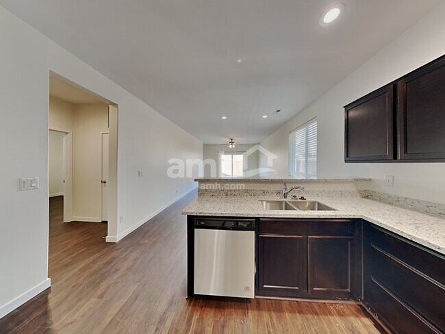 Building Photo - 19232 18th Ave Ct E