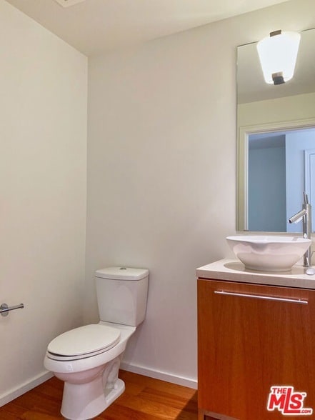 Building Photo - 1155 S Grand Ave