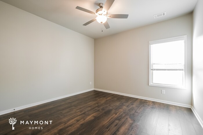 Building Photo - 1015 Smoky Mountain Springs Ln