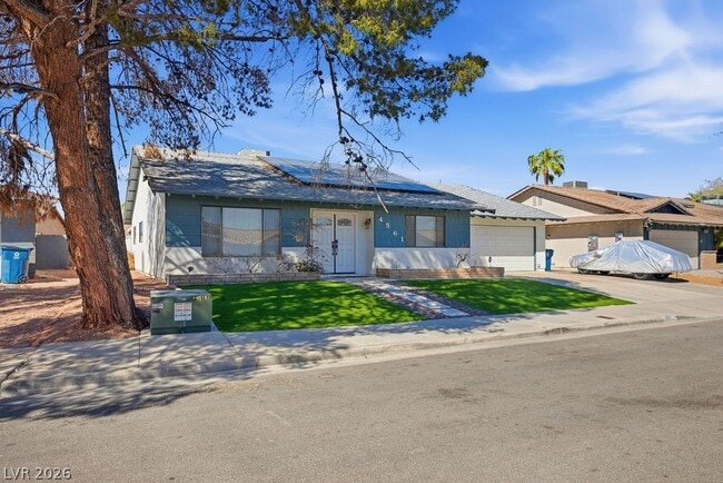 Building Photo - 4561 Paseo El Rio Dr