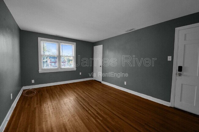 Building Photo - 4915 Chamberlayne Ave