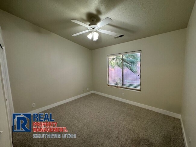 Building Photo - Sedona Hills Home