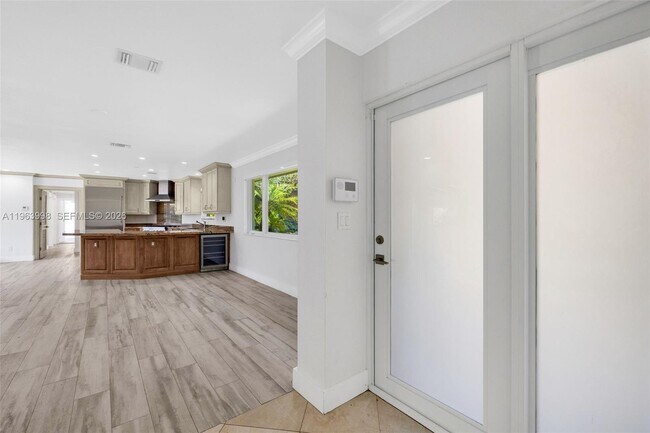 Building Photo - 10110 SW 66th St