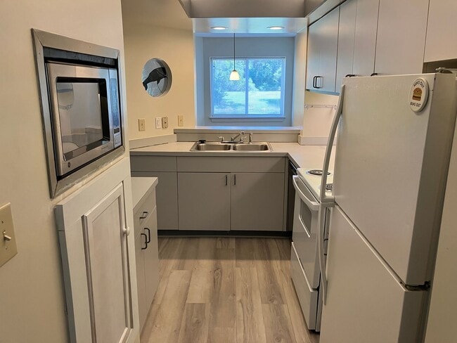 Building Photo - 2 Bedroom 2 Bathroom Condo in Calabash