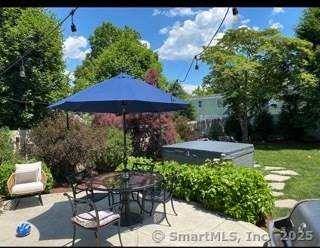 Building Photo - 82 Riverview Cir