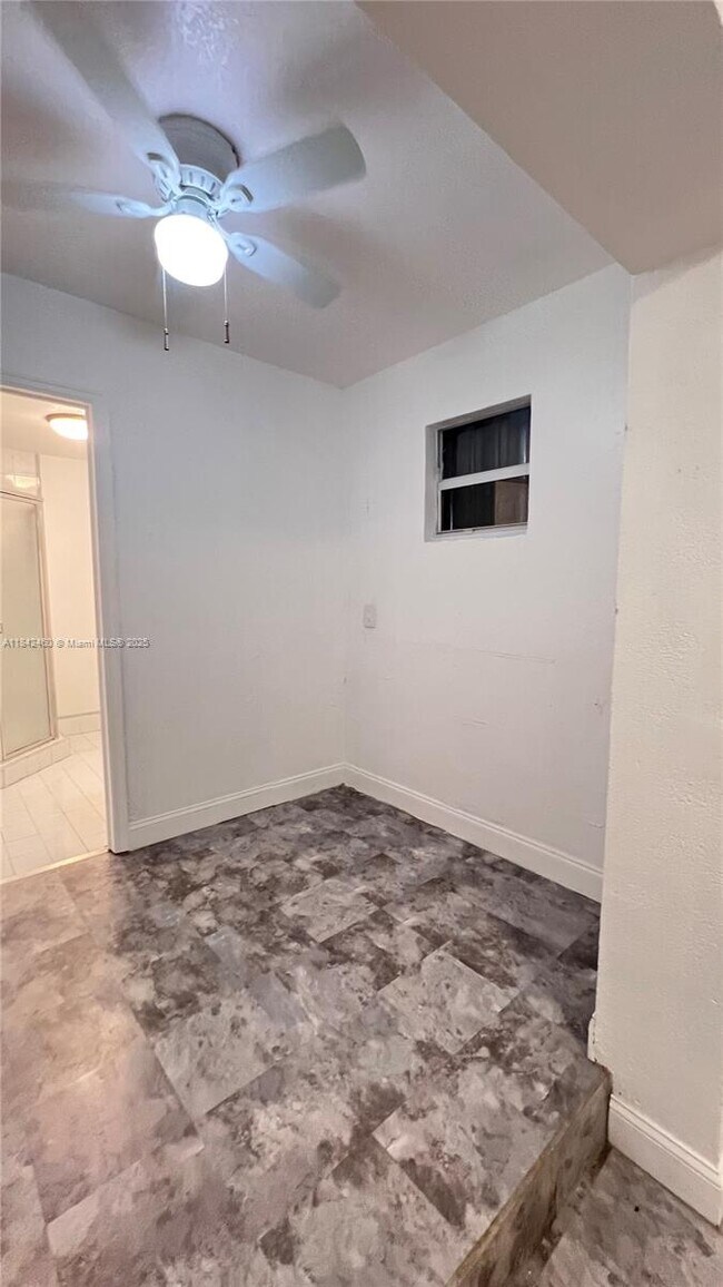 Building Photo - 7380 SW 36th St